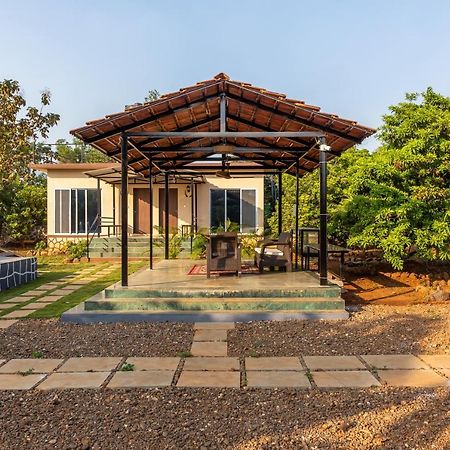 Saffronstays Apricus Farm, Karjat Esterno foto