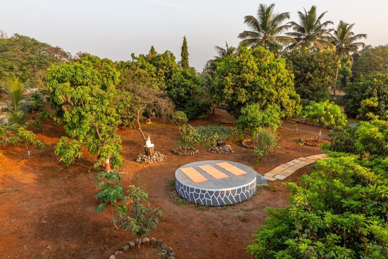 Saffronstays Apricus Farm, Karjat Esterno foto