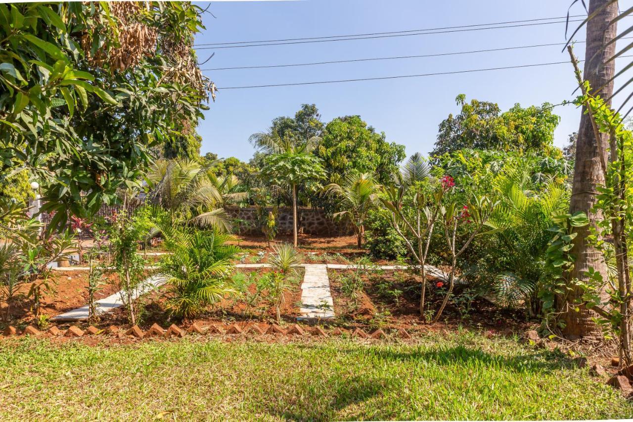 Saffronstays Apricus Farm, Karjat Esterno foto